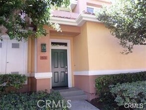Building Photo - 1502 Reggio Aisle