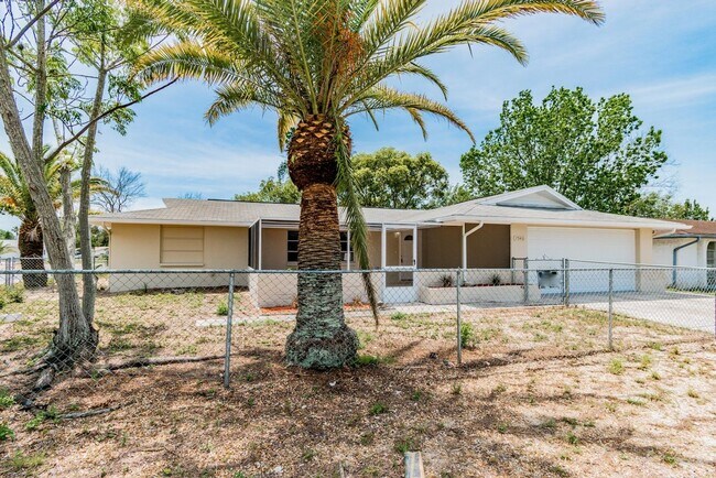 Building Photo - 3 Bedroom, 2 Bath with Rare 2 Car Garage!