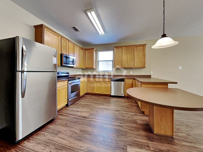 Foto del edificio - 2847 Park Springs Dr