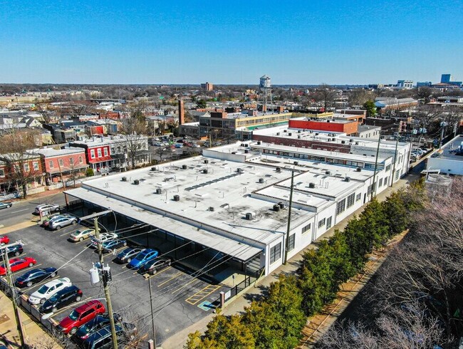Building Photo - T and E Apartments