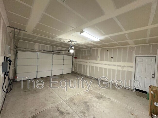 Foto del edificio - 1336 W Porter Ave