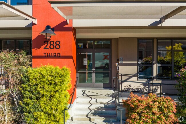 Entrance - 288 3rd St