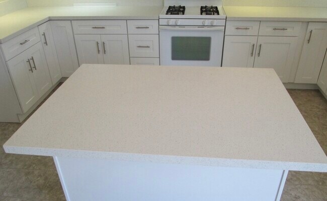 Foto del edificio - Gorgeous Seirra Lakes Golf Community 4 Bed...
