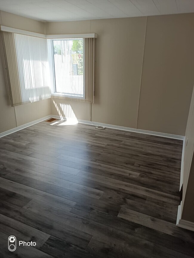 Building Photo - 2 Bed / 1 Bath Home for Rent – $1,899/mont...