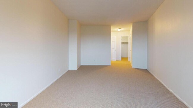 Foto del edificio - 307 Yoakum Pkwy