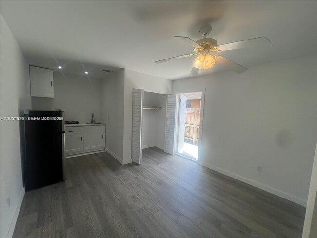 Foto del edificio - 11012 SW 162nd Terrace