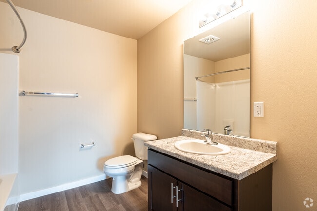 Studio Bathroom - 47 North Apartments