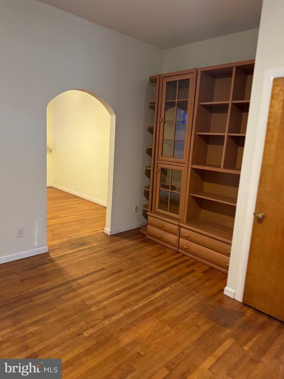 Building Photo - 2353 E Allegheny Ave