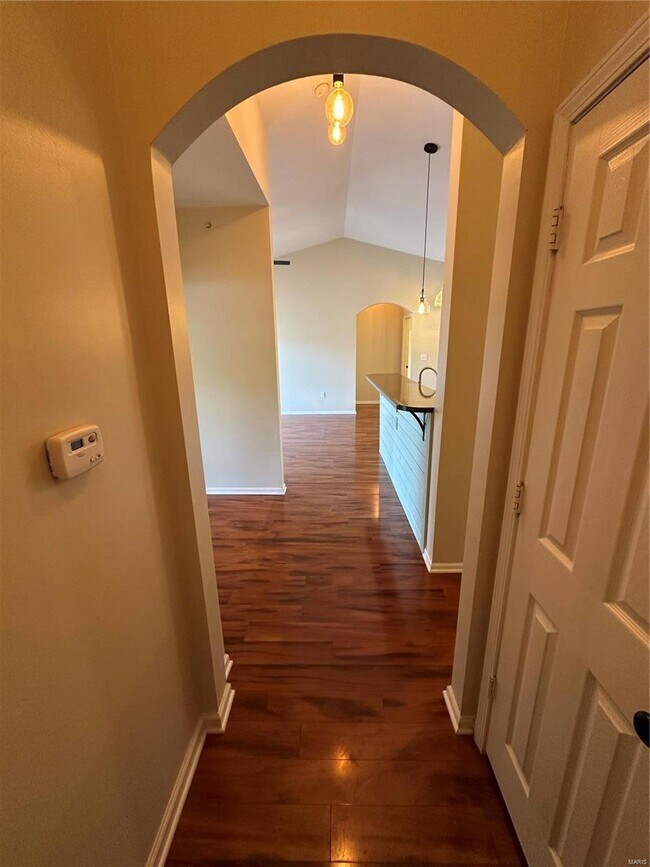 Building Photo - 33 Kassebaum Ln