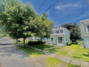 Building Photo - 2129 Brown Ave