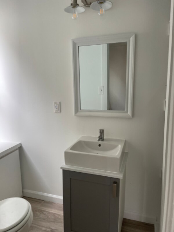 423 Central Ave Unit First Floor, Ocean City, NJ 08226 Apartment for