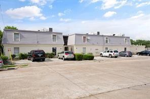 Building Photo - 4910 Saxon Dr