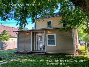 Building Photo - 2252 Sheldon St