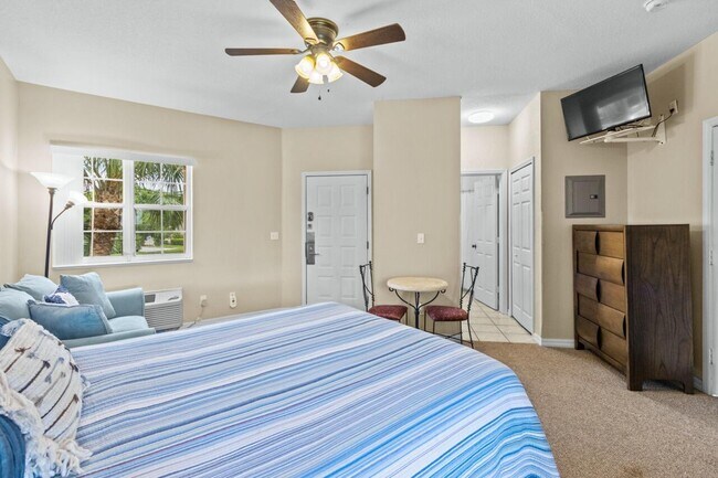 Building Photo - 9823 Perfect Dr