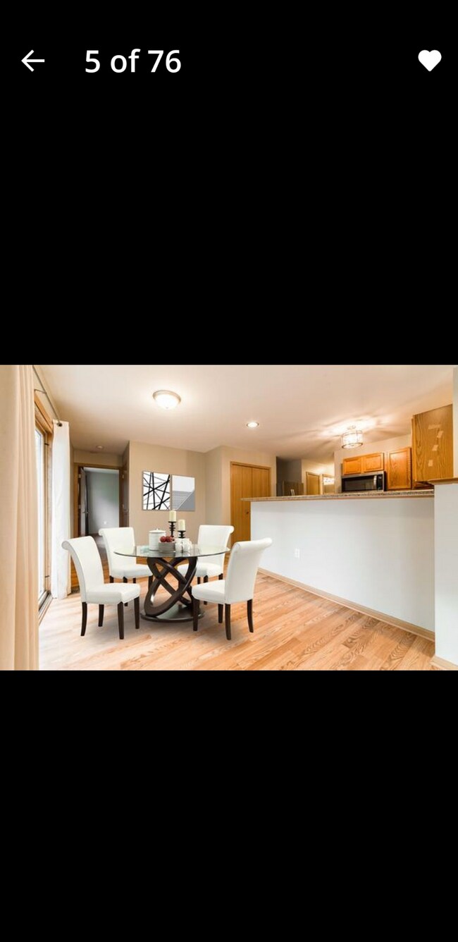 Foto del edificio - 949 Constance Ln