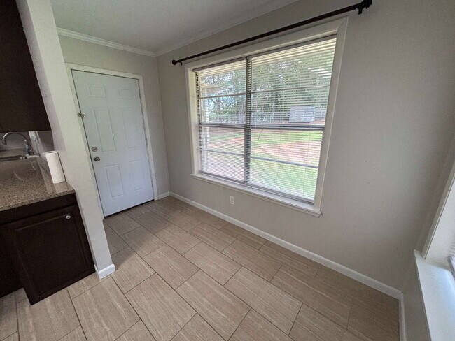 Foto del edificio - Available now FOR RENT in Dothan, AL!!
