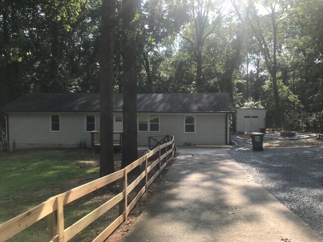 Foto del edificio - 189 Fox Pl