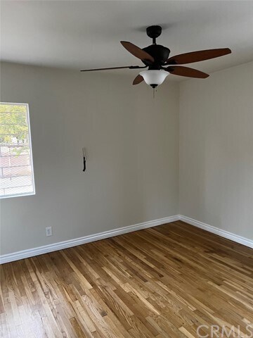 Foto del edificio - 20515 Vose St