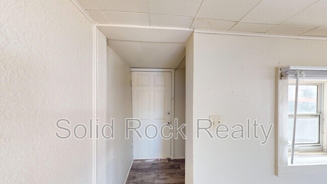 Foto del edificio - 3137 W Kiowa St