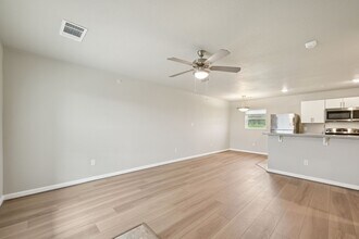 Building Photo - 274 Plez Morgan