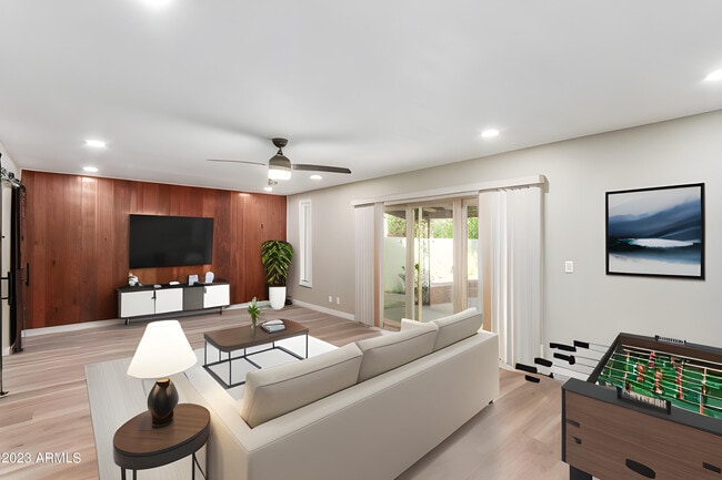 Building Photo - 3037 S Country Club Way