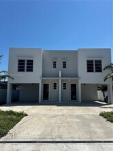 Building Photo - 2800 SW 5th St