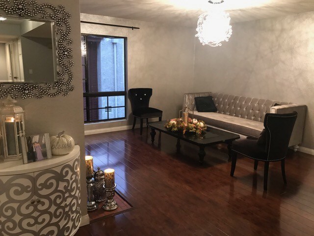Living room - 230 Bethany Rd