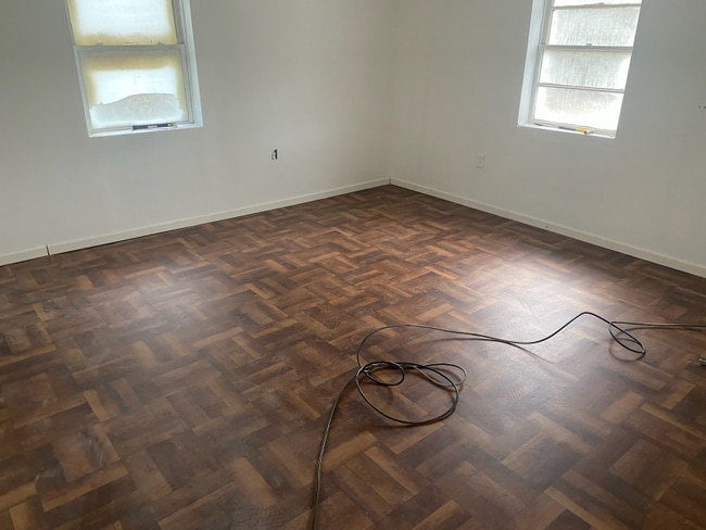 Foto del edificio - 1189 Joe Louis Blvd