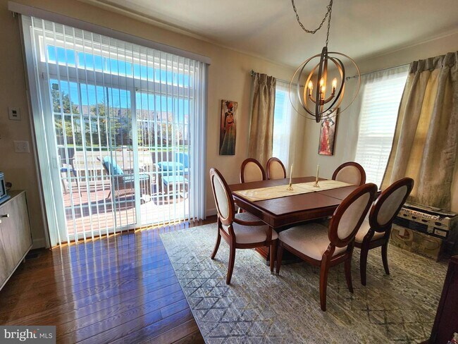 Building Photo - 6254 Summit Point Ct
