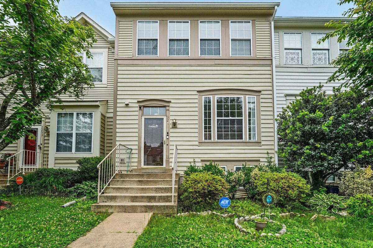 Primary Photo - 3255 Gina Pl