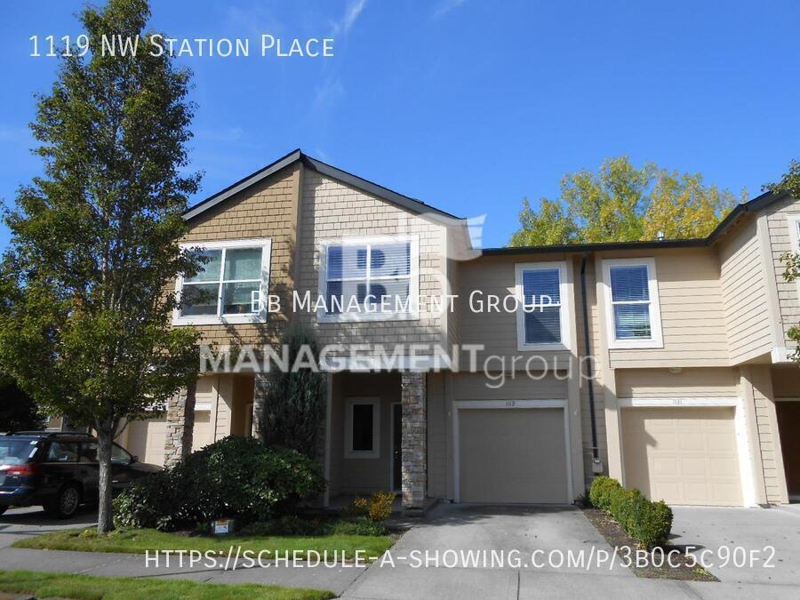 Primary Photo - Orenco/Hillsboro Townhome Close to Intel &...