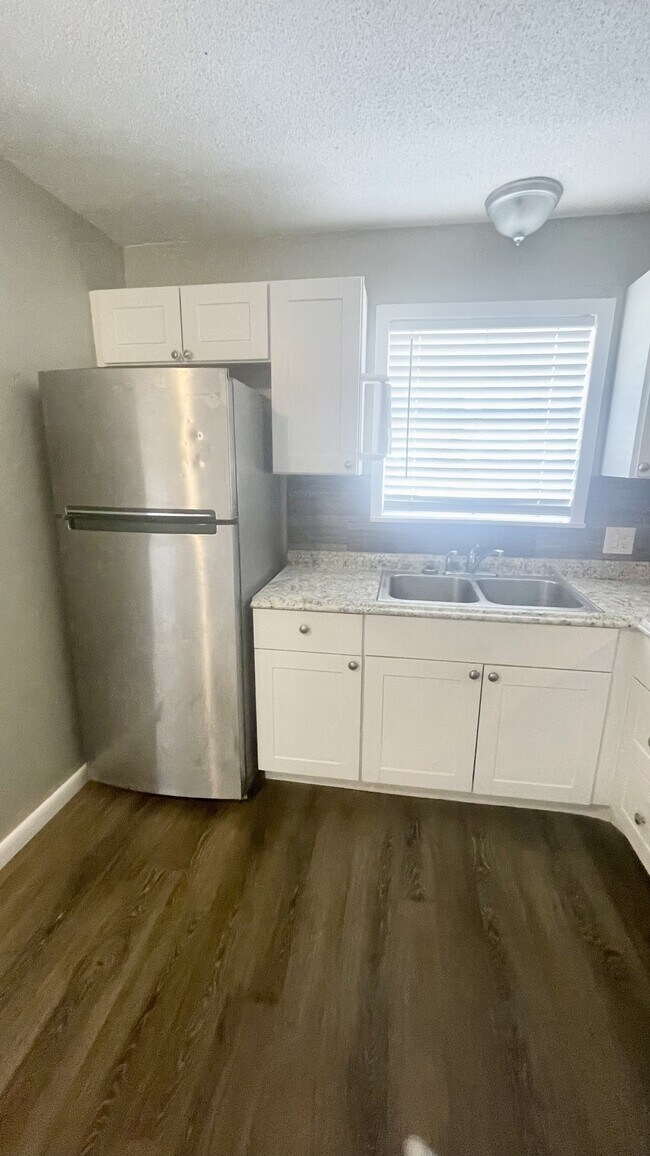 Foto del edificio - 3001 Jefferson Ave