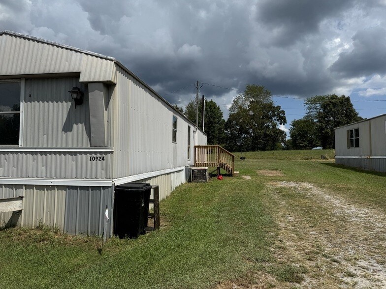 Foto principal - 10924 County Line Rd