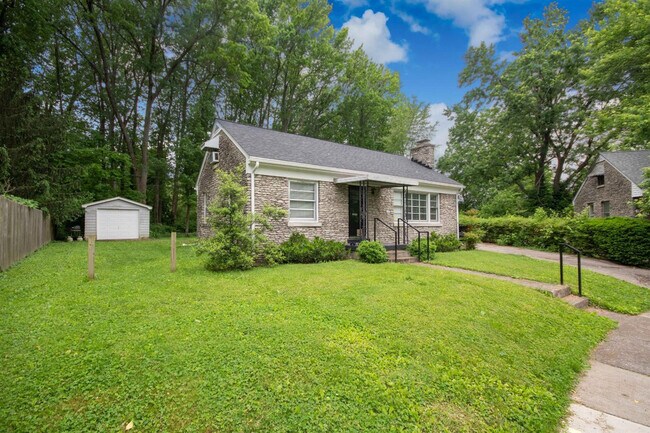 Building Photo - 248 Barberry Ln