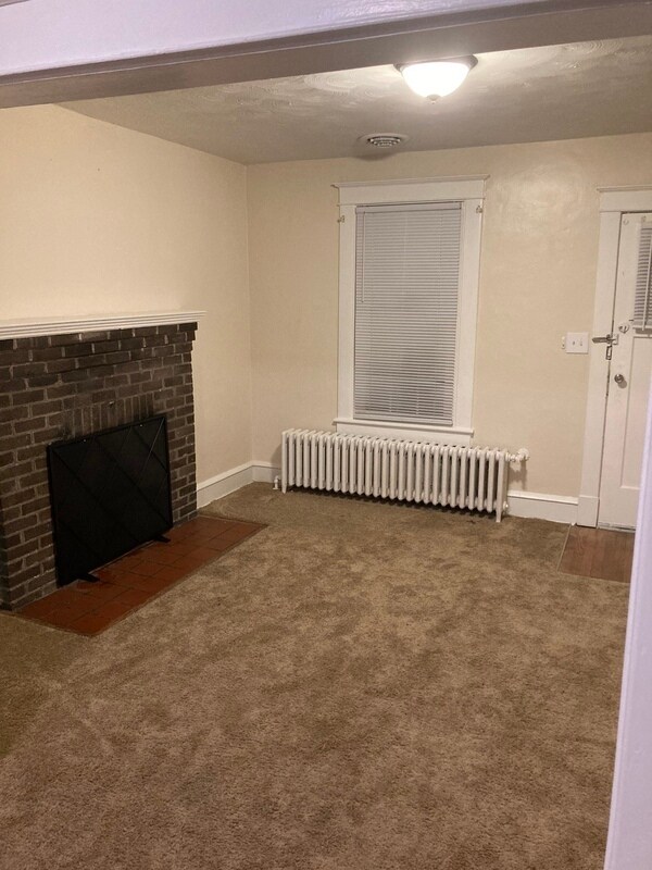 Foto del edificio - 3104 Marshall Ave