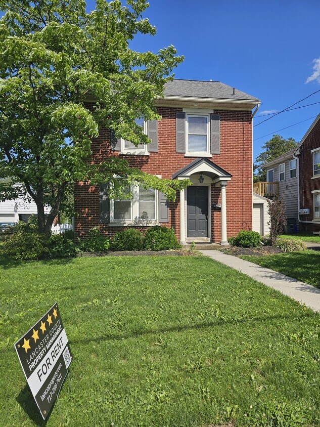Foto principal - 20 N Decatur St