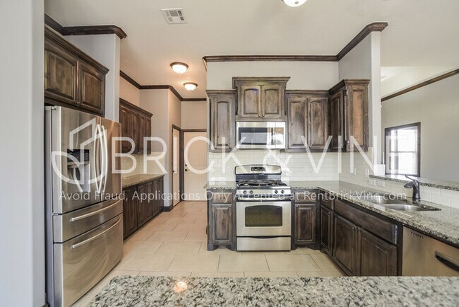 Foto del edificio - 4808 Millstone Dr