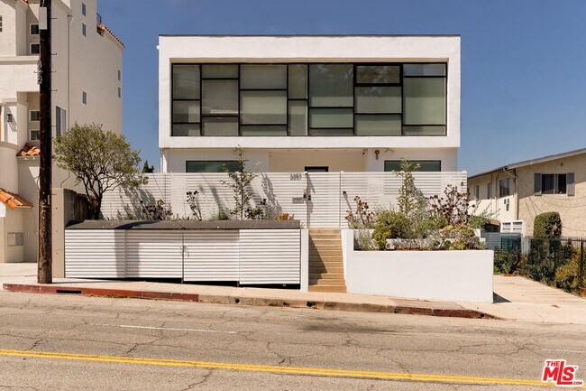 Foto del edificio - 2287 Glendale Blvd