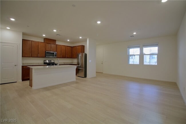 Building Photo - 2722 Luzzi Walk