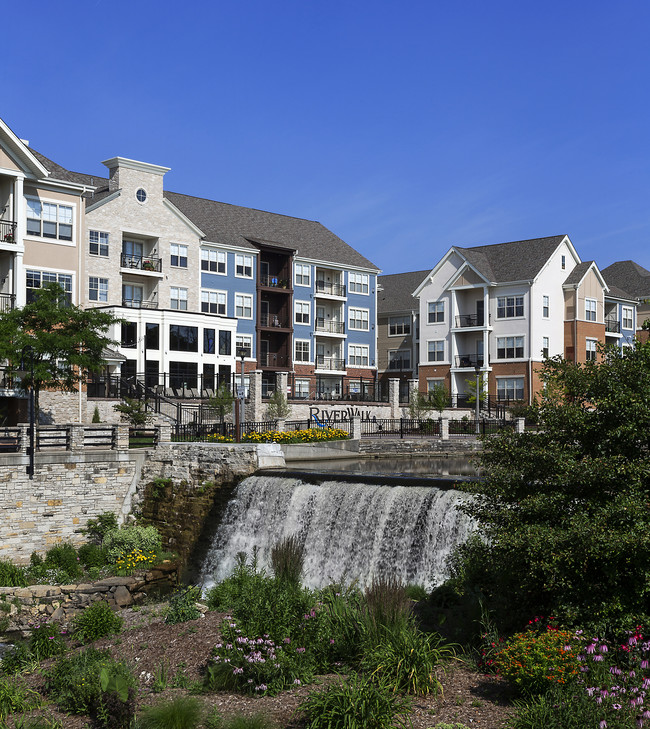 Foto del edificio - RiverWalk on the Falls