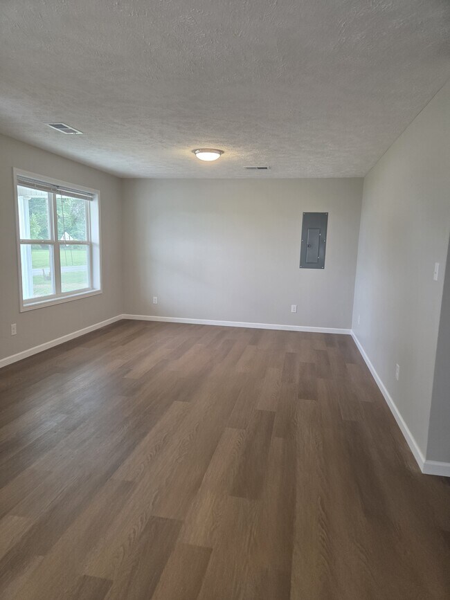 Foto del edificio - 2140 Upper Finley Rd