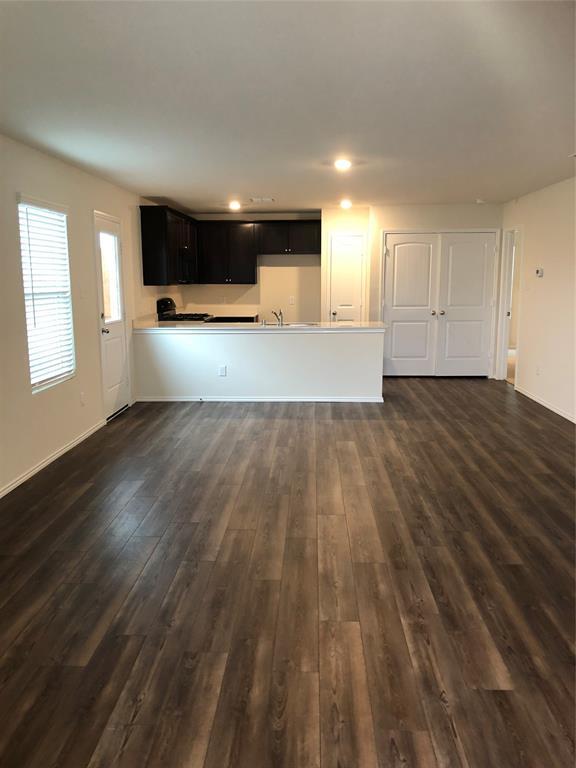 Foto del edificio - 4125 Wintergreen Dr