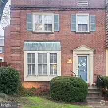 Building Photo - 6746 Hillandale Rd