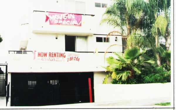 Building Photo - 6040-6042 Barton Ave