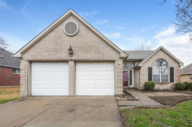Primary Photo - 211 Meandering Way