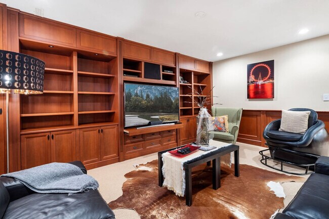 Photo du bâtiment - 935 Sauve Ct