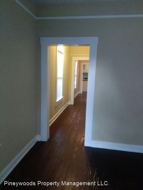 Building Photo - 2 br, 1 bath House - 2506 1/2 E Columbus Dr