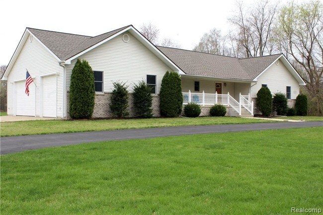 Building Photo - 42621 Fret Rd