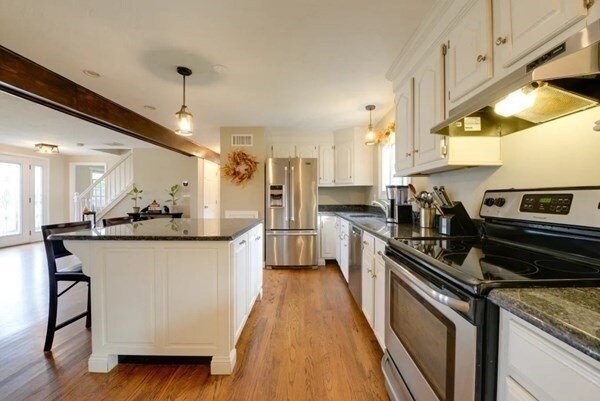 Foto del edificio - 39 Fort Hill Rd