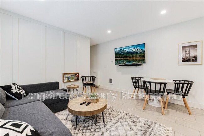 Foto del edificio - 8115 N Ivanhoe St